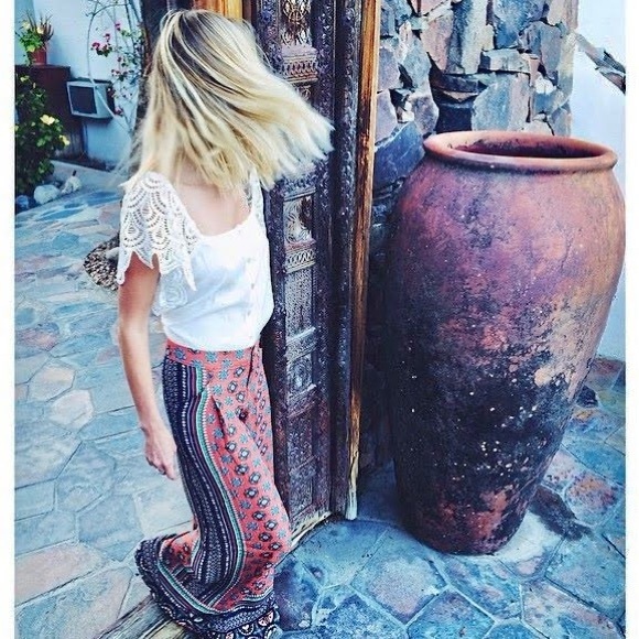 STONE COLD FOX San Jose Lace Off Shoulder Top in Ivory White - Picture 3 of 12